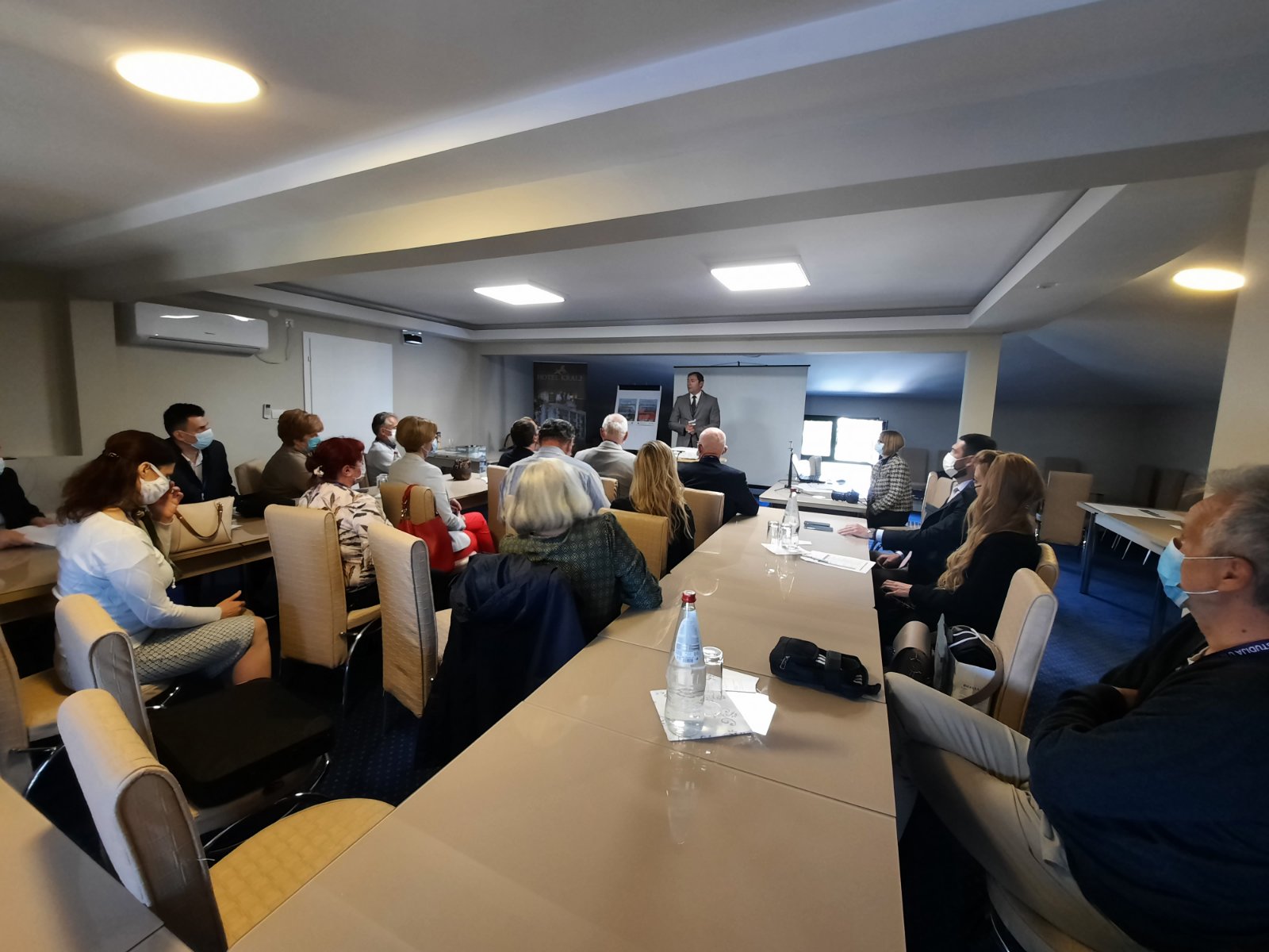 IMG-d31429282a06167536069cbd28a9b479-V